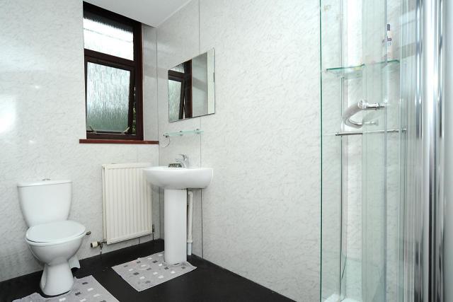 Shower_Room