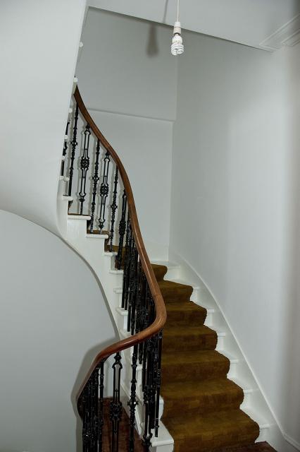 Stairs_to_Floor2_01_DSC_7806