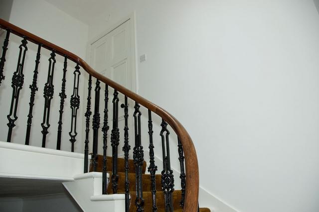 Stairs_to_Floor2_02_DSC_7807