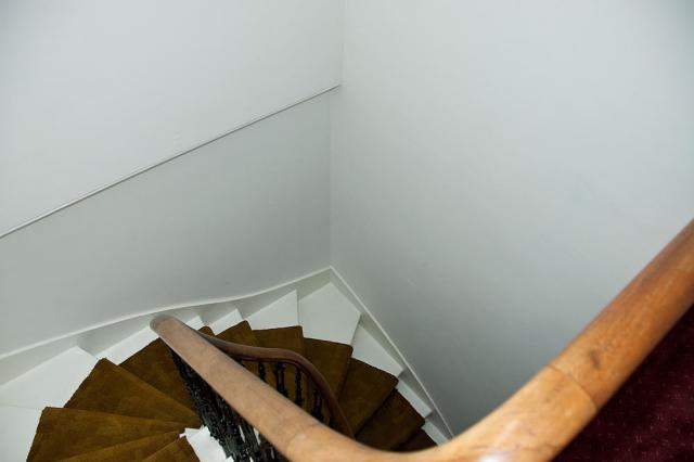Stairs_to_Floor2_04_DSC_7810
